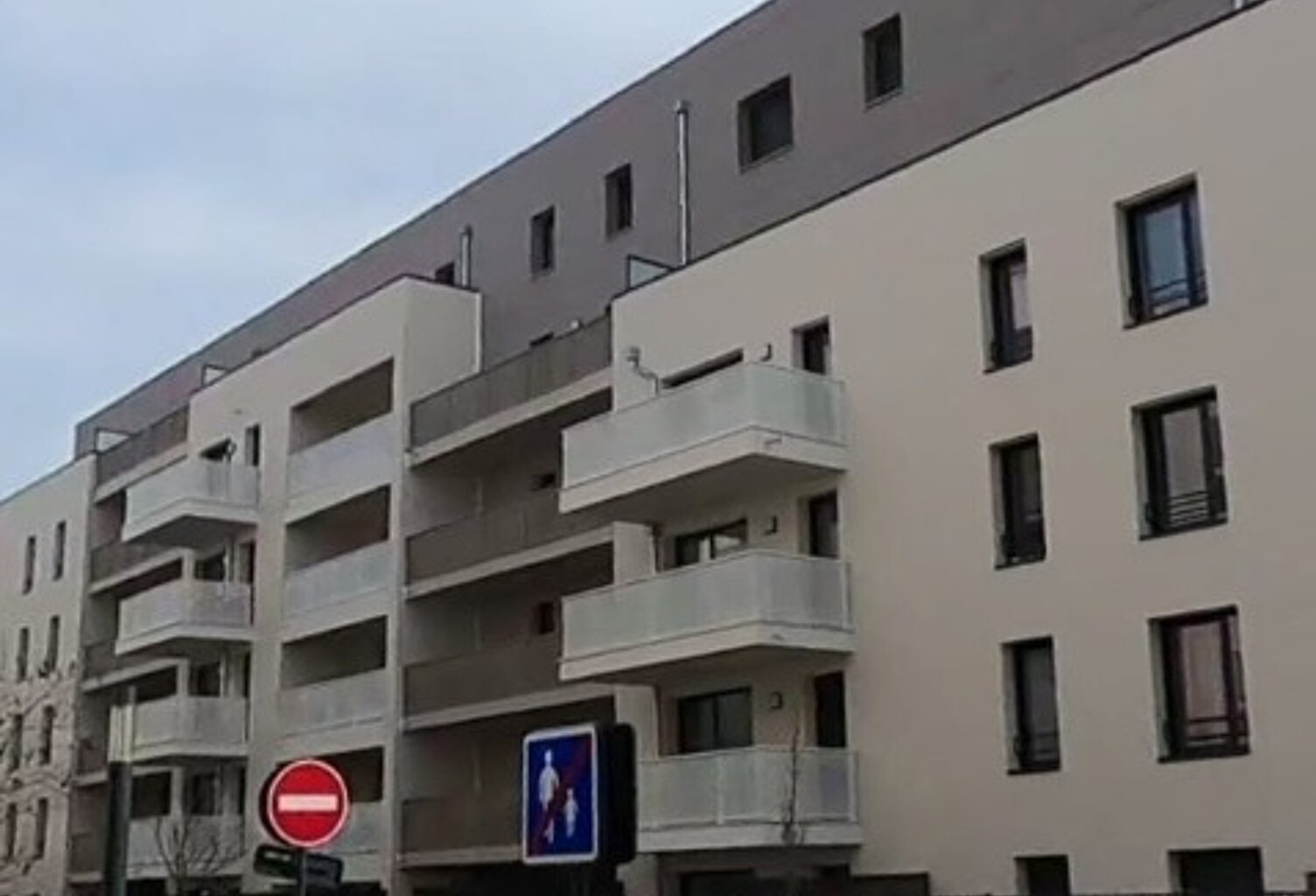 T2 — photo 1