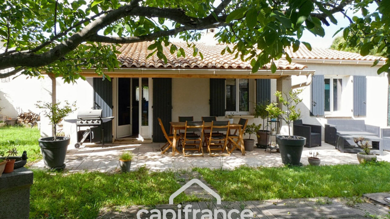 maison 4 pièces 86 m2 à vendre à Saint-Geniès-de-Comolas (30150)