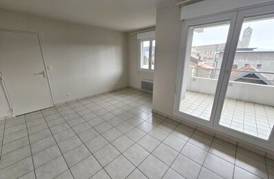 location appartement 570 € CC /mois à proximité de Volvic (63530)