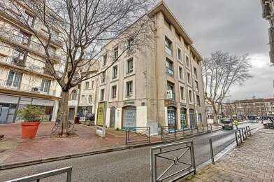 Appartement 4 pièces 216000 €
