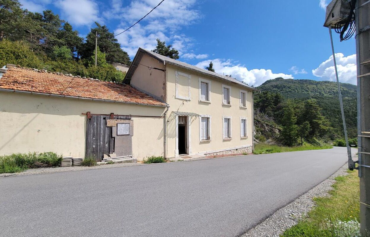 maison 4 pièces 94 m2 à vendre à Ribeyret (05150)