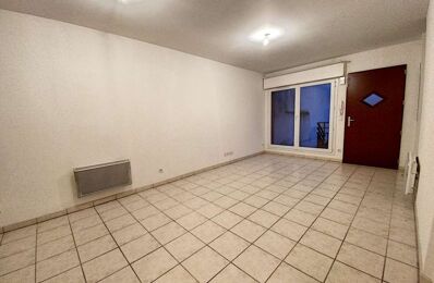 location appartement 678 € CC /mois à proximité de Outarville (45480)