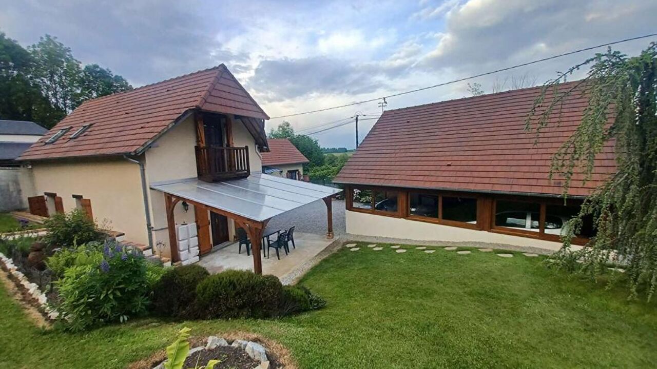 maison 6 pièces 145 m2 à vendre à Sainte-Gauburge-Sainte-Colombe (61370)