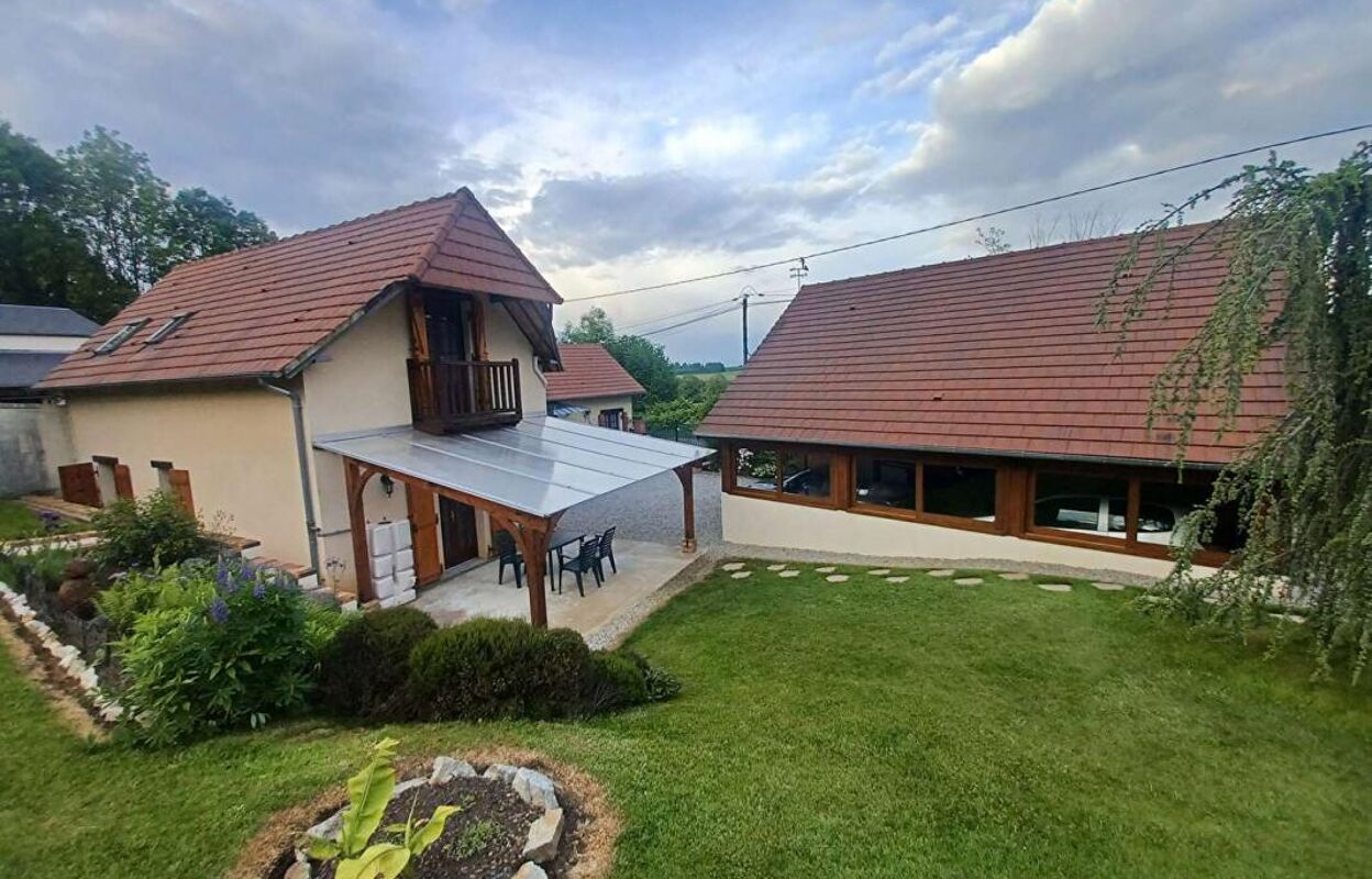 maison 6 pièces 145 m2 à vendre à Sainte-Gauburge-Sainte-Colombe (61370)