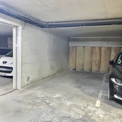 Parking 15 m²