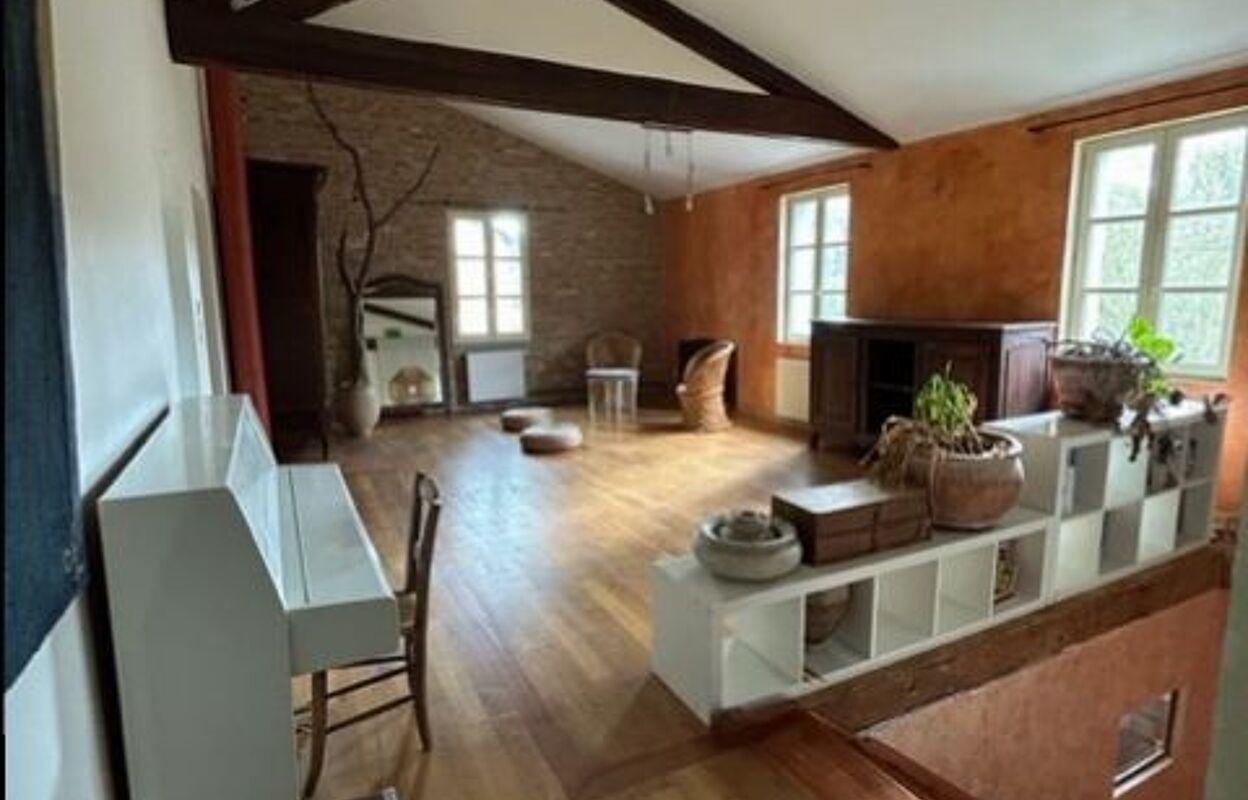 maison 10 pièces 300 m2 à vendre à Moissac (82200)