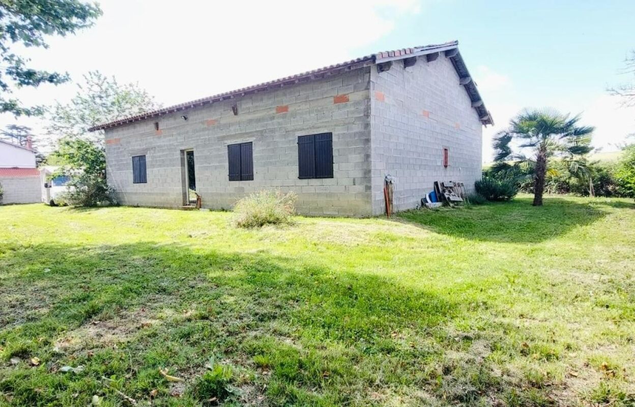 maison 1 pièces 180 m2 à vendre à Saint-Martin-d'Oydes (09100)