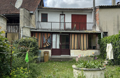 vente maison 118 000 € à proximité de Saint-Pierre-du-Palais (17270)