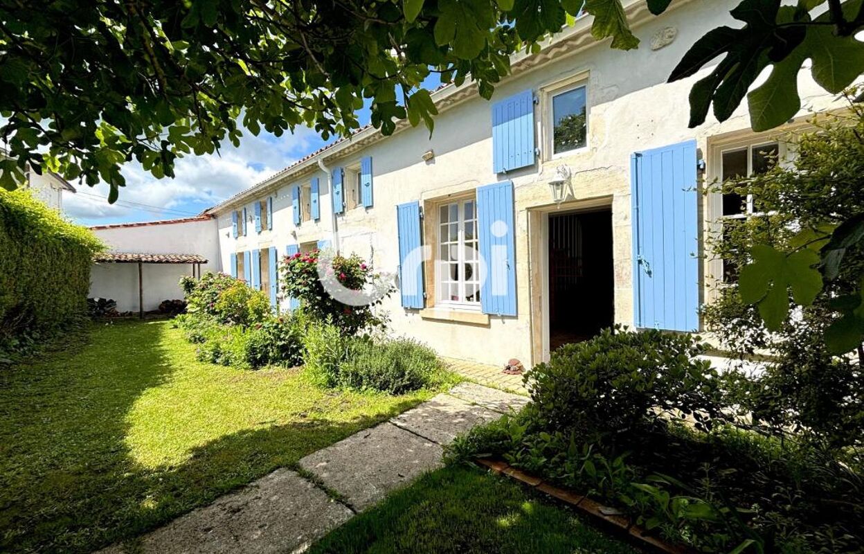 maison 6 pièces 195 m2 à vendre à Breuillet (17920)