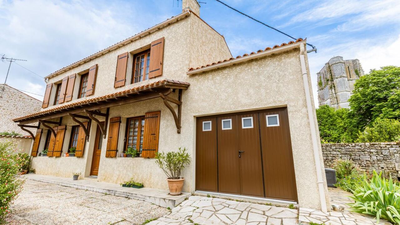 maison 4 pièces 110 m2 à vendre à Saint-Jean-d'Angle (17620)