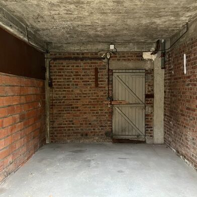 Garage  28000 €