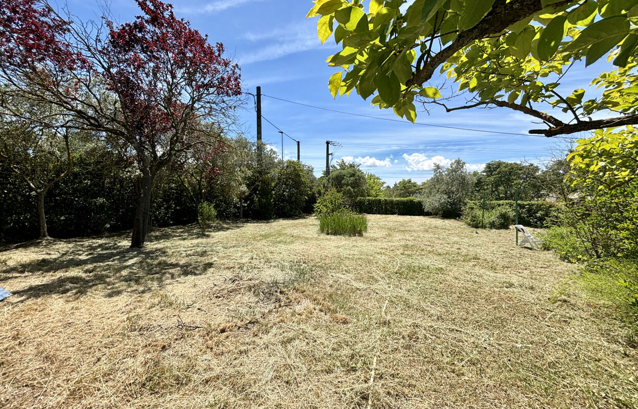 terrain  pièces 554 m2 à vendre à Aix-en-Provence (13090)