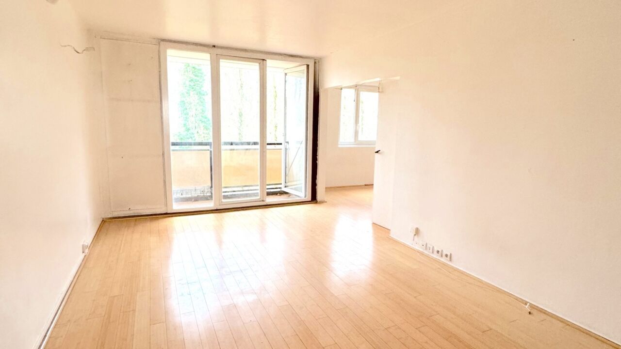 appartement 3 pièces 55 m2 à vendre à Clichy-sous-Bois (93390)