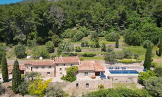 Maison 8 Pièces 251 m² à vendre à Seillans (83440)