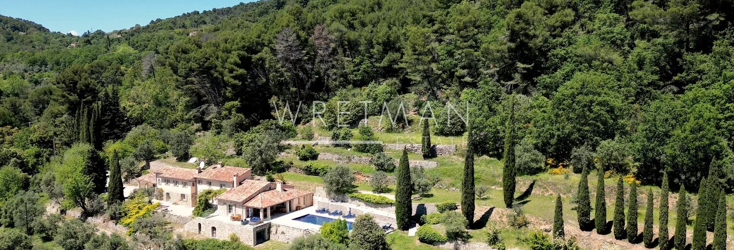 Maison 8 Pièces 251 m² à vendre à Seillans (83440)