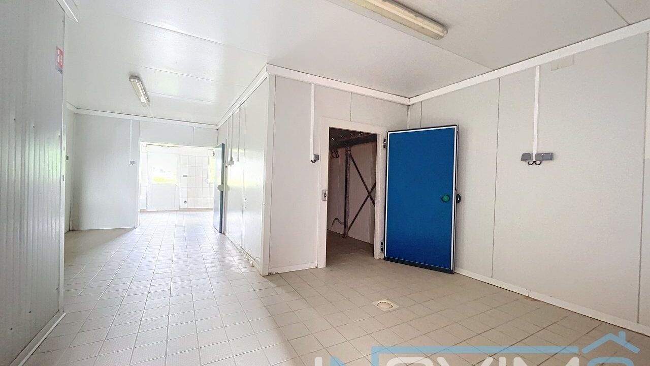 commerce 4 pièces 86 m2 à vendre à Looberghe (59630)