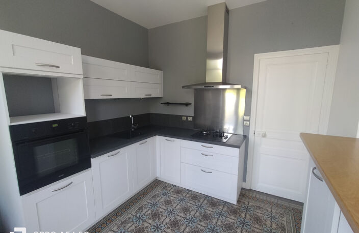 MAISON BOURGEOISE A SENS, CENTRE VILLE, 278M2 TERRAIN CLOS — photo 4