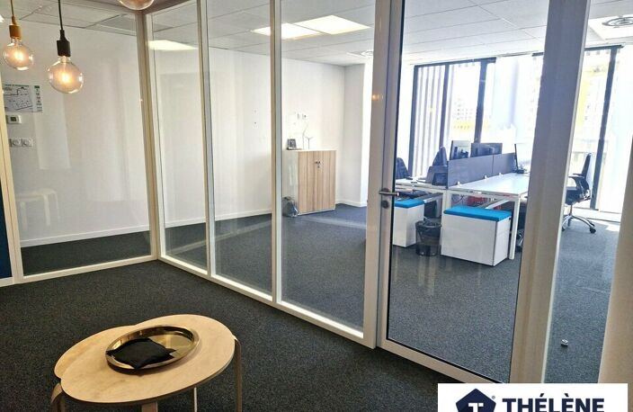BUREAUX à LOUER — photo 3