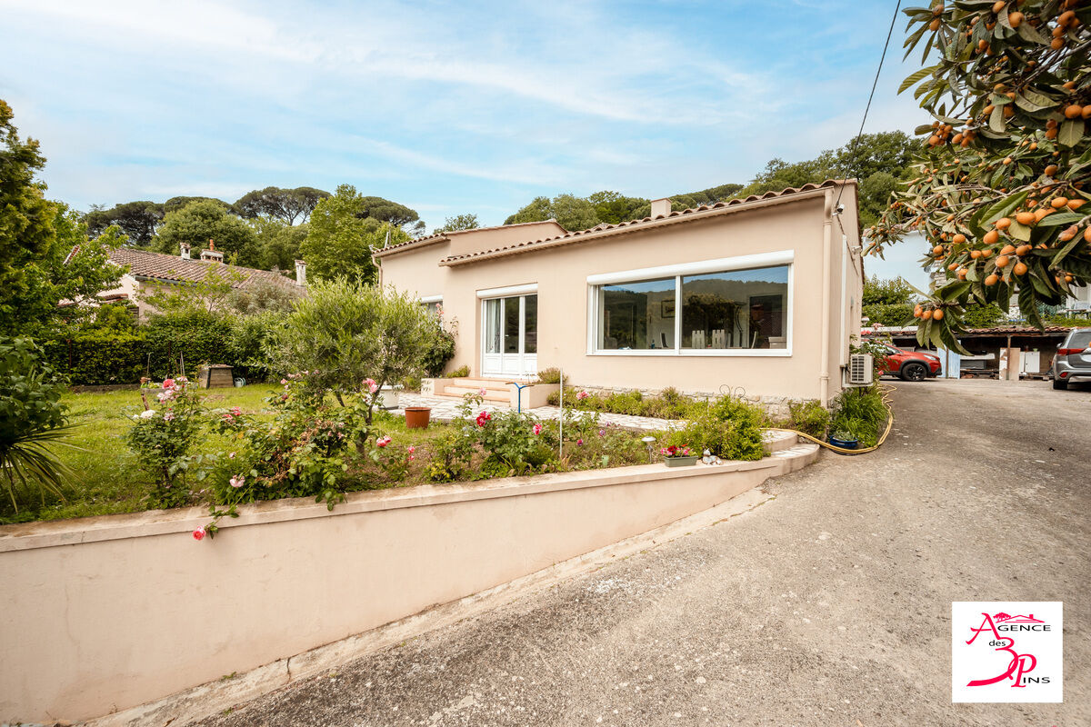 Villa / Maison 5 pièces  à vendre Collobrières 83610