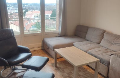 location appartement 720 € CC /mois à proximité de Saint-Genis-Laval (69230)