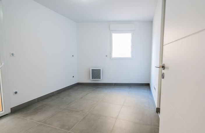 Bureau — photo 3