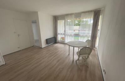 location appartement 530 € CC /mois à proximité de Rouillon (72700)