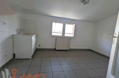 vente immeuble 299 250 € à proximité de Bellegarde-en-Forez (42210)