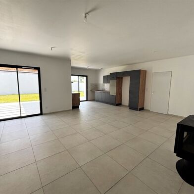 Maison 5 pièces 379800 €