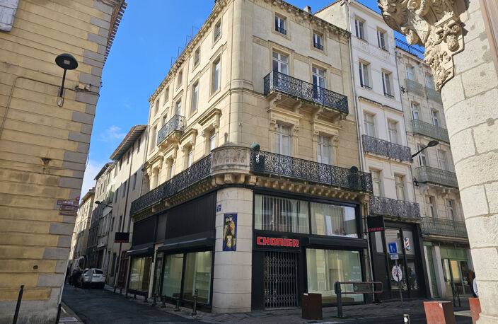 CARCASSONNE - EMPLACEMENT PREMIUM POUR CET IMMEUBLE DE RAPPORT — photo 2