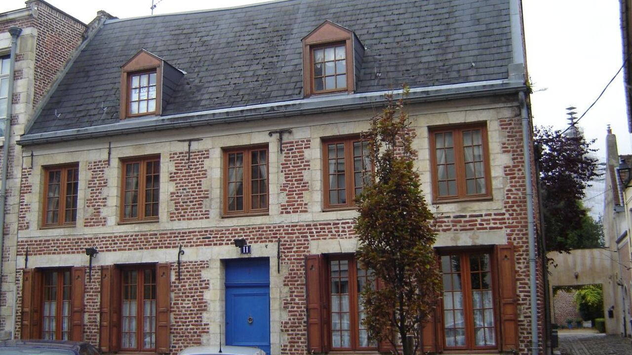 immeuble  pièces 217 m2 à vendre à Cambrai (59400)