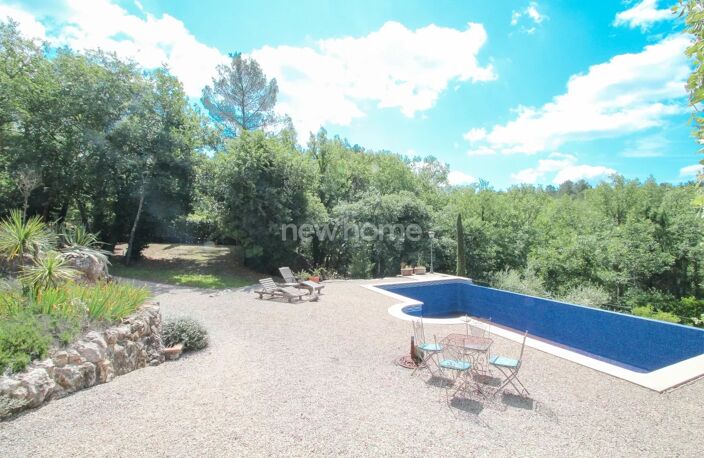 Belle villa 6 chambres, double garage et piscine — photo 5
