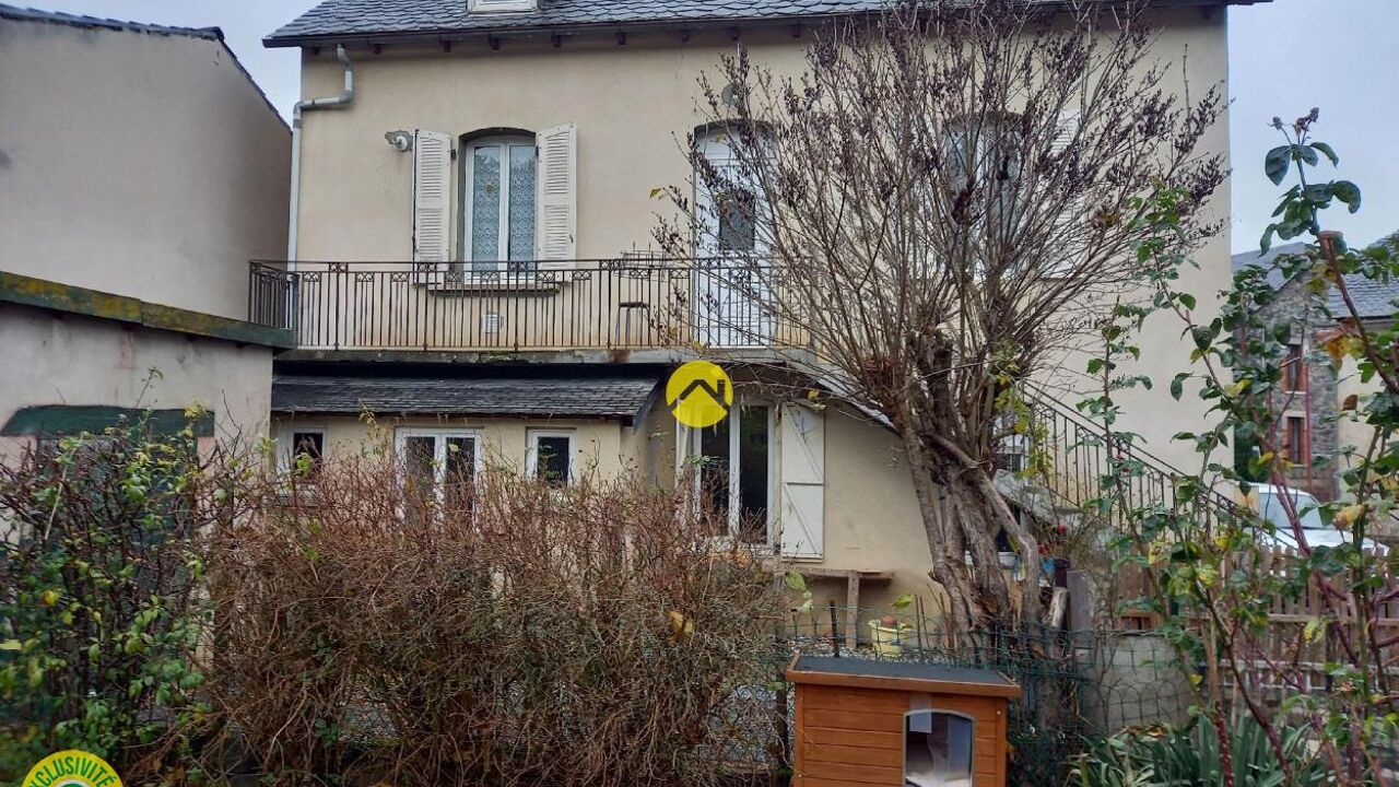 maison 10 pièces 150 m2 à vendre à Murat (15300)