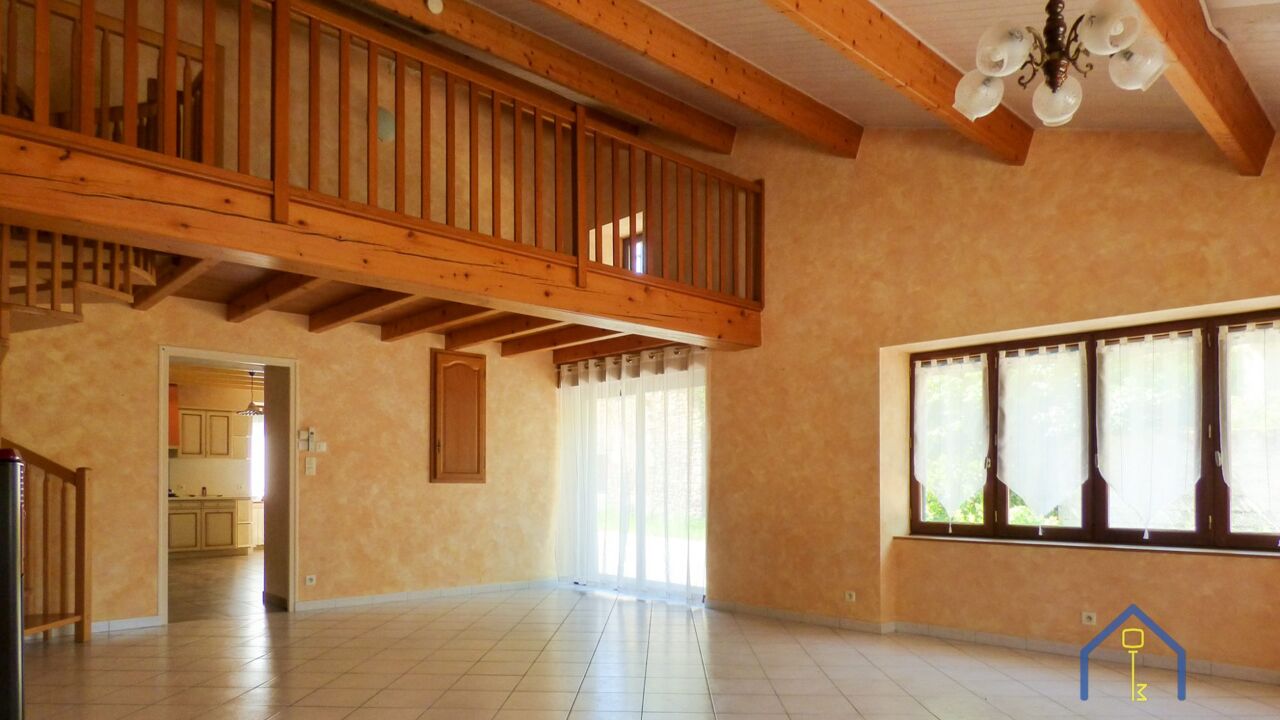 maison 5 pièces 122 m2 à vendre à Chantonnay (85110)