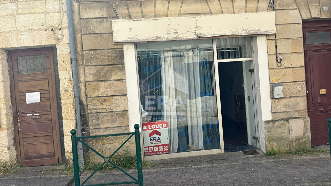 commerce 2 pièces 60 m2 à louer à Bourg (33710)