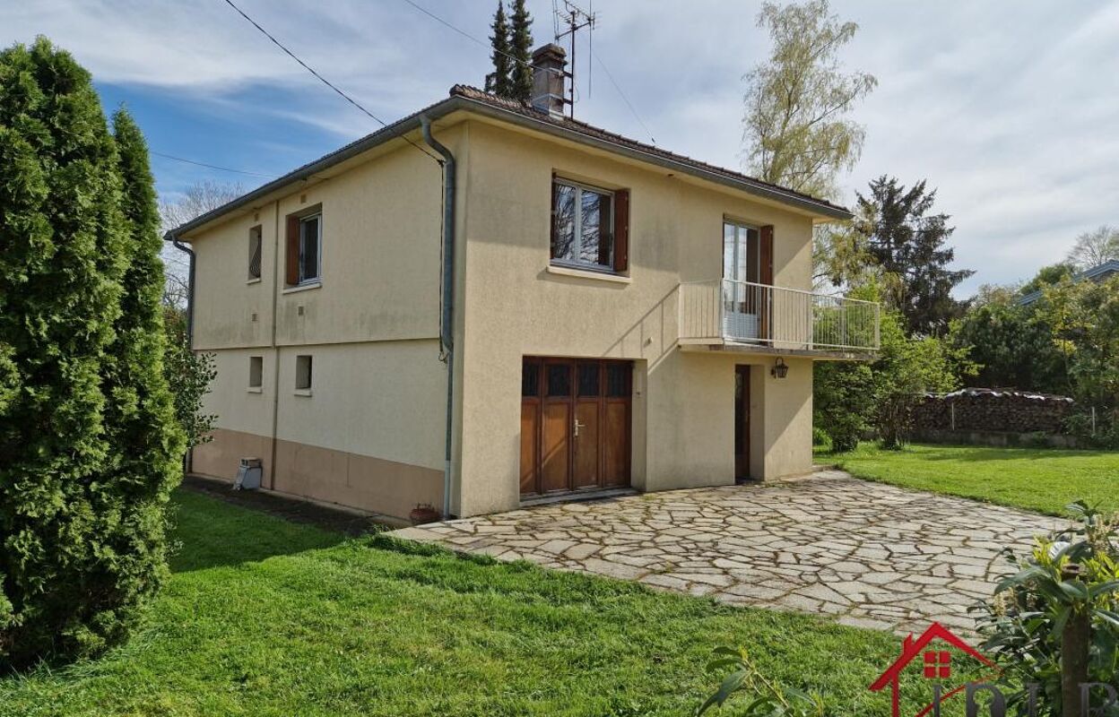 maison 5 pièces 75 m2 à vendre à Bourbonne-les-Bains (52400)