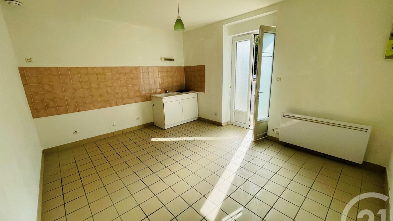 appartement 2 pièces 31 m2 à louer à Saint-Maur (36250)