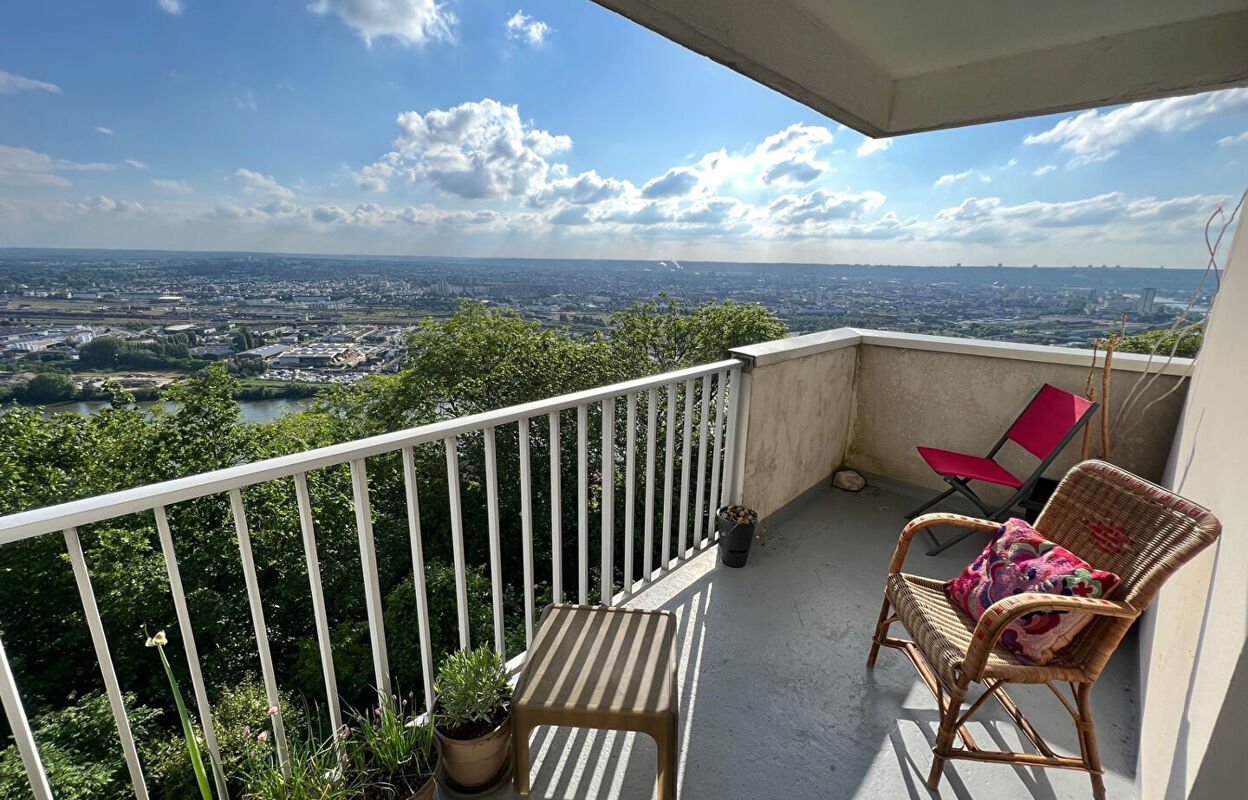 appartement 5 pièces 99 m2 à vendre à Bonsecours (76240)