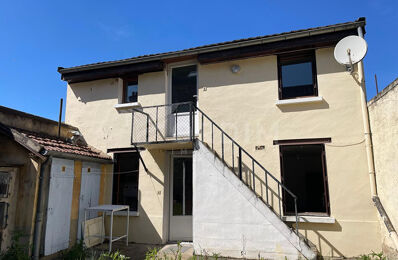 vente immeuble 72 000 € à proximité de Escolives-Sainte-Camille (89290)