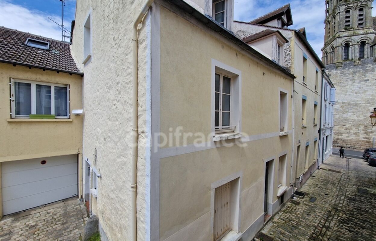 immeuble  pièces 223 m2 à vendre à Étampes (91150)