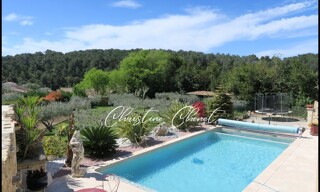 Maison 5 Pièces 174 m² à vendre à Calvisson (30420)