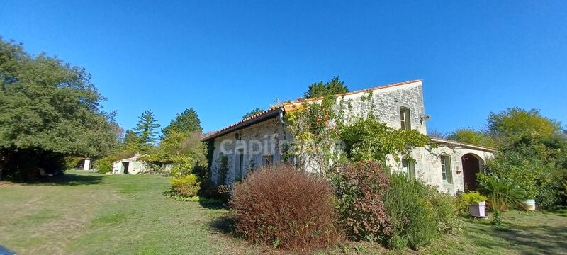 Villa / Maison 4 pièces  à vendre Bords 17430