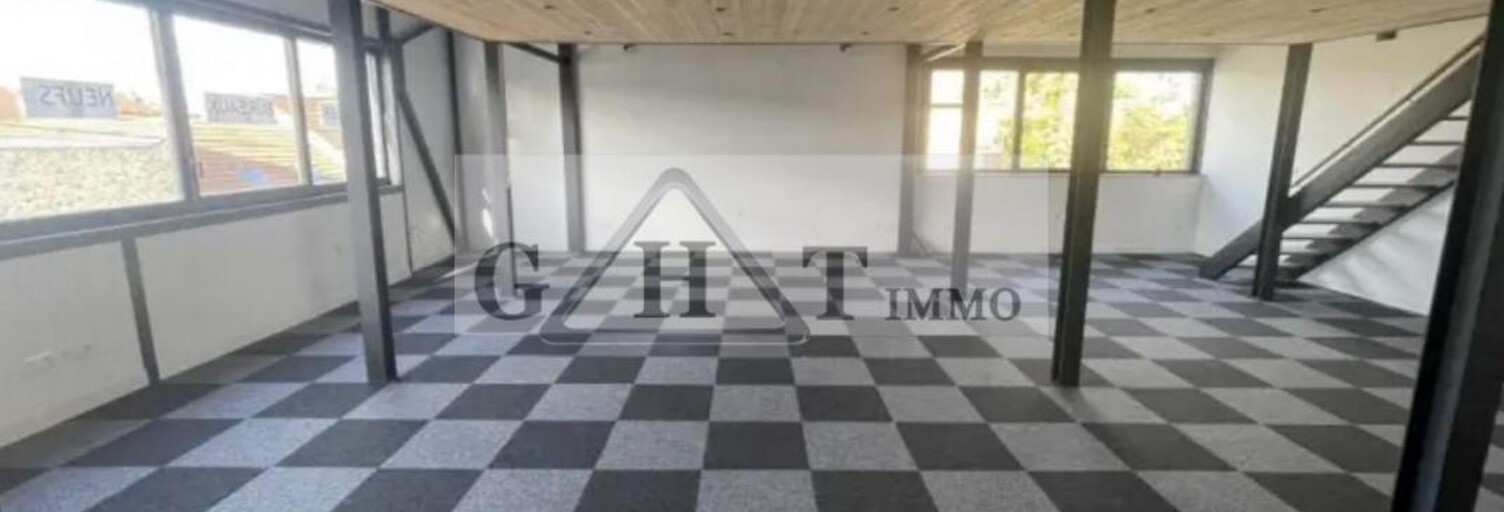 Bureau  117 m² à louer à Wissous (91320)
