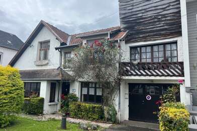 Maison 10 pièces 141800 €