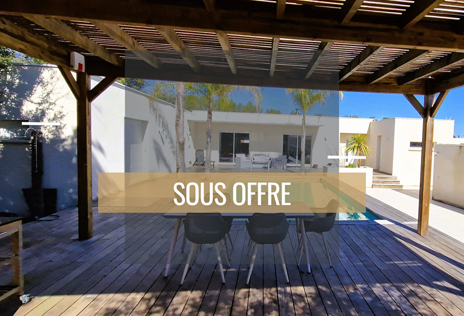 TRES JOLIE CONTEMPORAINE DE PLAIN PIED — photo 1