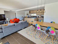 TRES JOLIE CONTEMPORAINE DE PLAIN PIED — photo 3