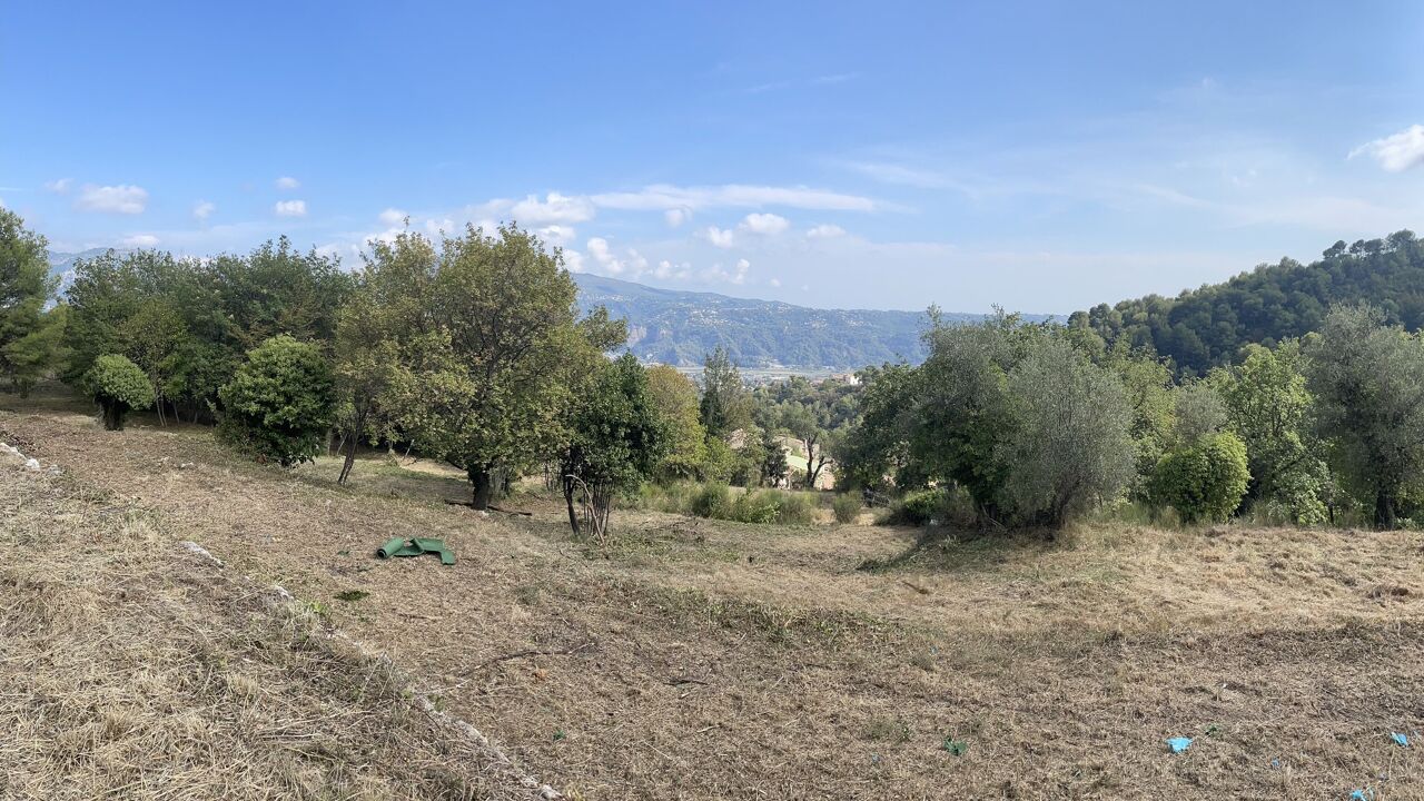 terrain  pièces 820 m2 à vendre à Carros (06510)