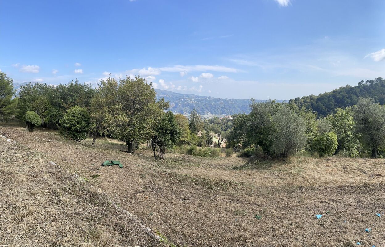 terrain  pièces 820 m2 à vendre à Carros (06510)