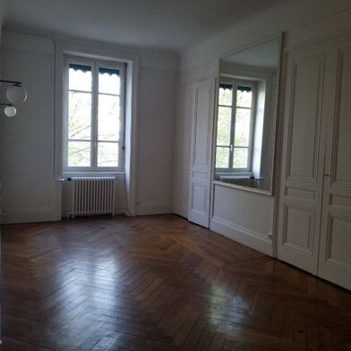 Appartement 3 pièces 94 m²