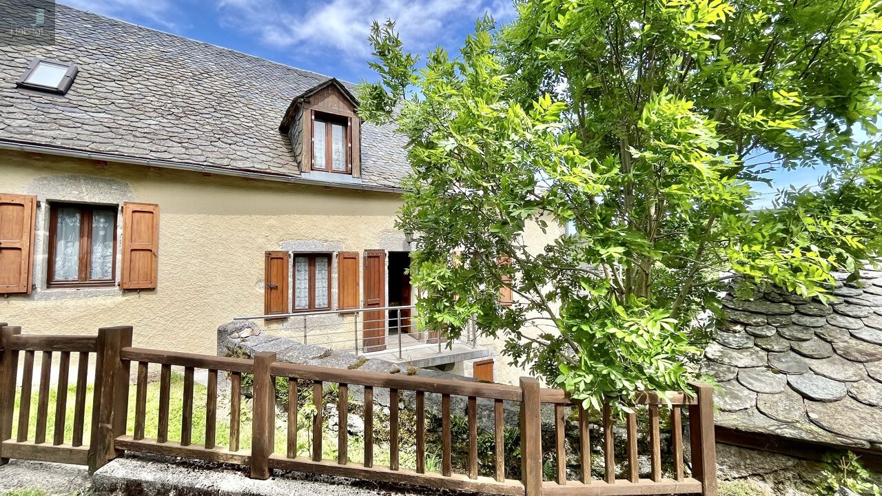 maison 4 pièces 150 m2 à vendre à Saint-Urcize (15110)