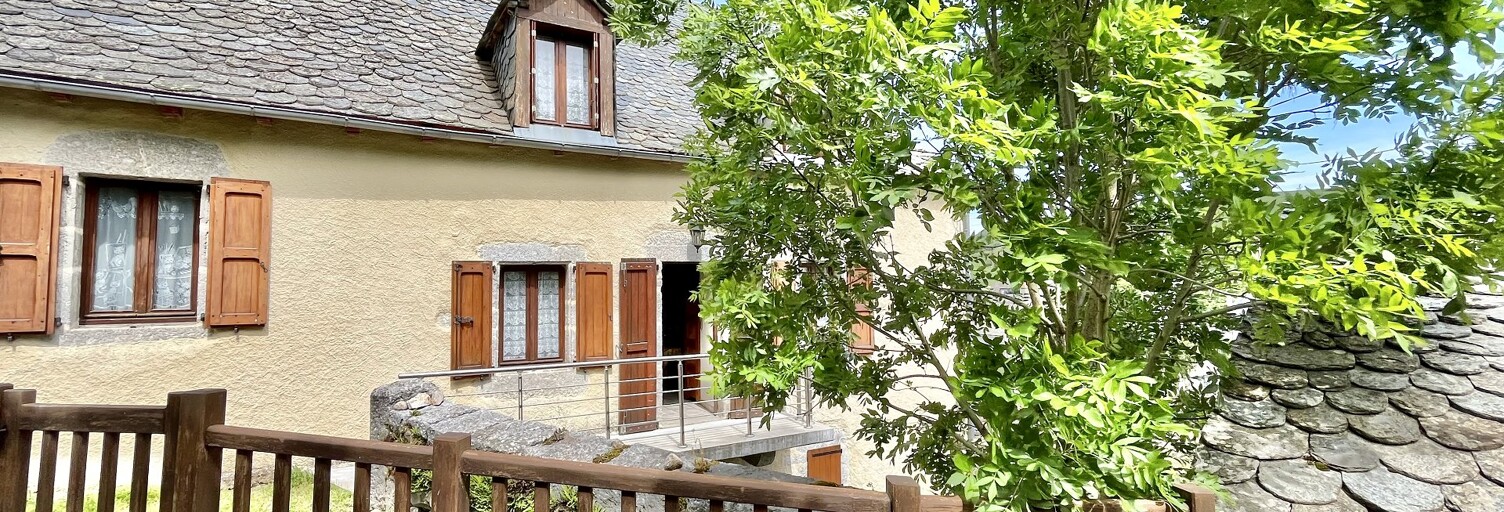 Maison 4 Pièces 150 m² à vendre à Saint-Urcize (15110)
